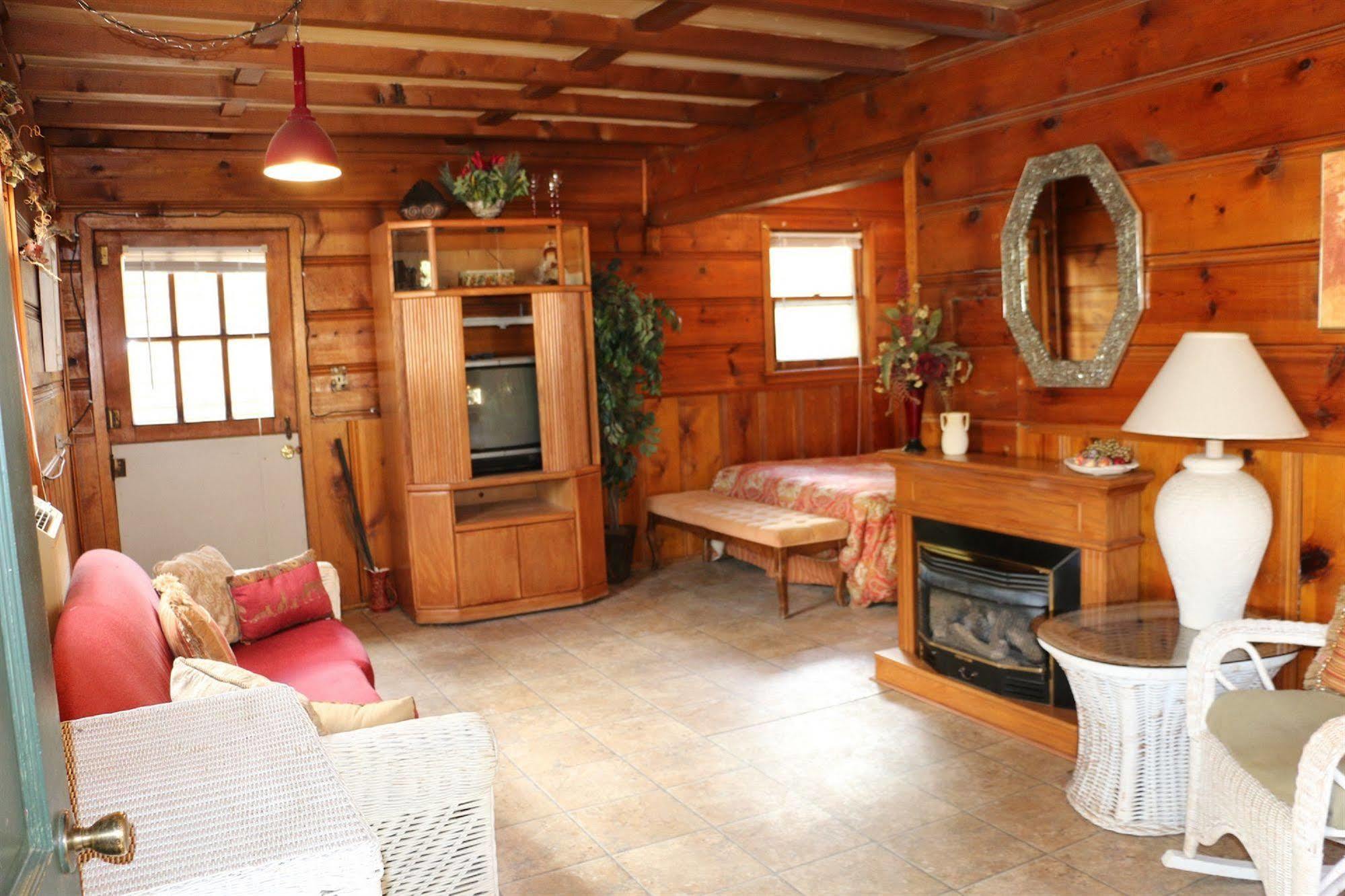 Apple Creek Cottages Prescott Bagian luar foto