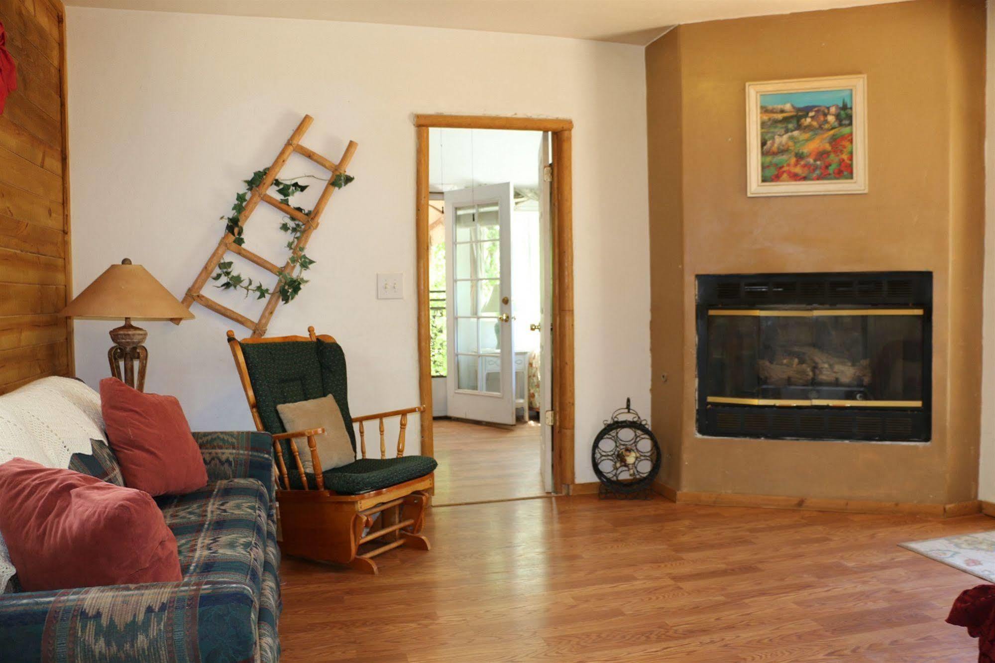Apple Creek Cottages Prescott Bagian luar foto